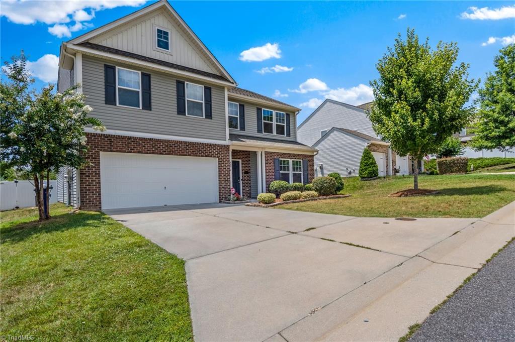 Photo of 4074 Medina Court, Pfafftown, NC 27040 (MLS # 1229987)