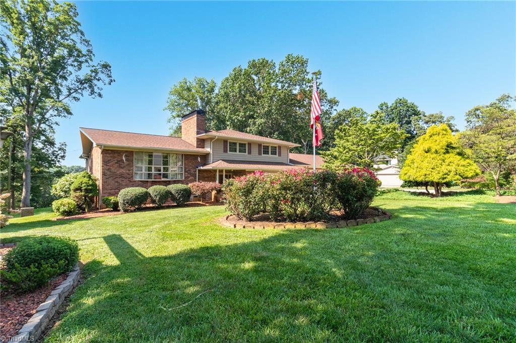 394 Forest Oaks Drive