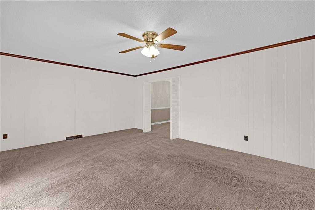 394 Forest Oaks Drive