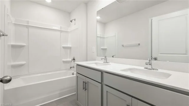 402 The Brus Street, photo 4 of 19