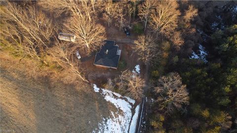 A home in Mount Airy