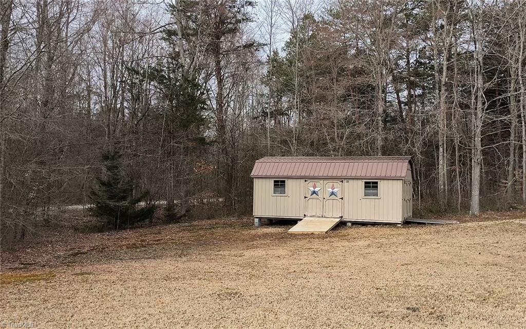 5305 Eastcrest Road, McLeansville, North Carolina image 39