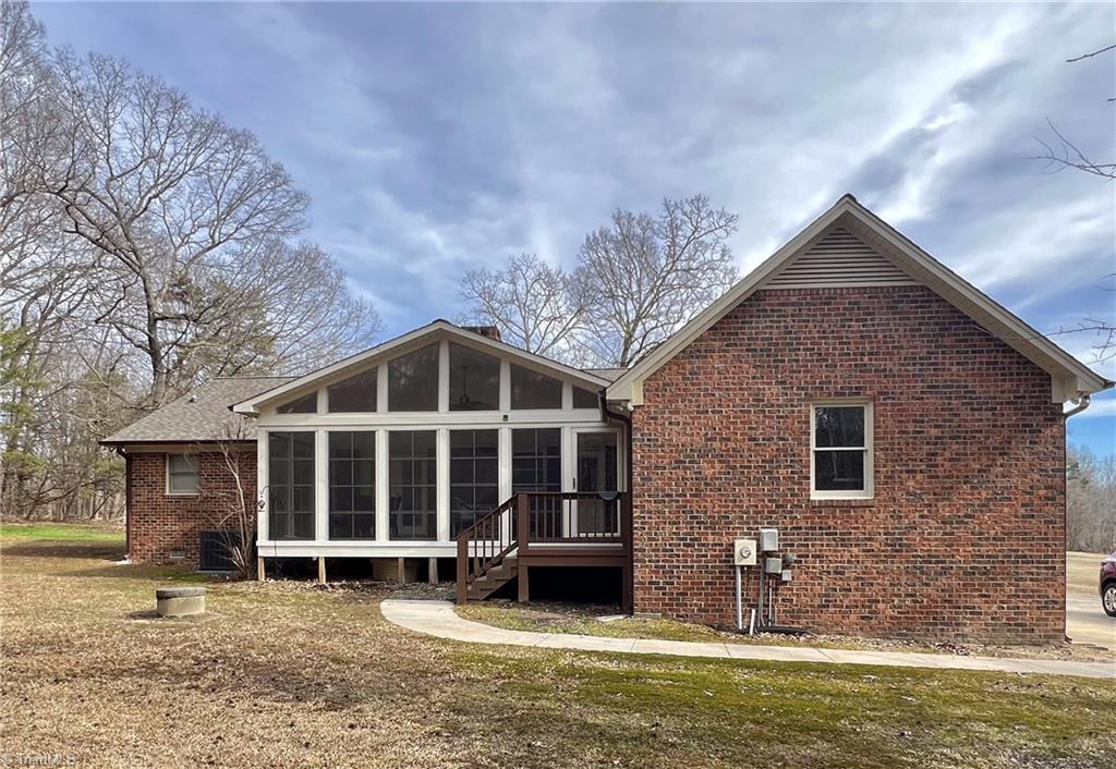 5305 Eastcrest Road, McLeansville, North Carolina image 33