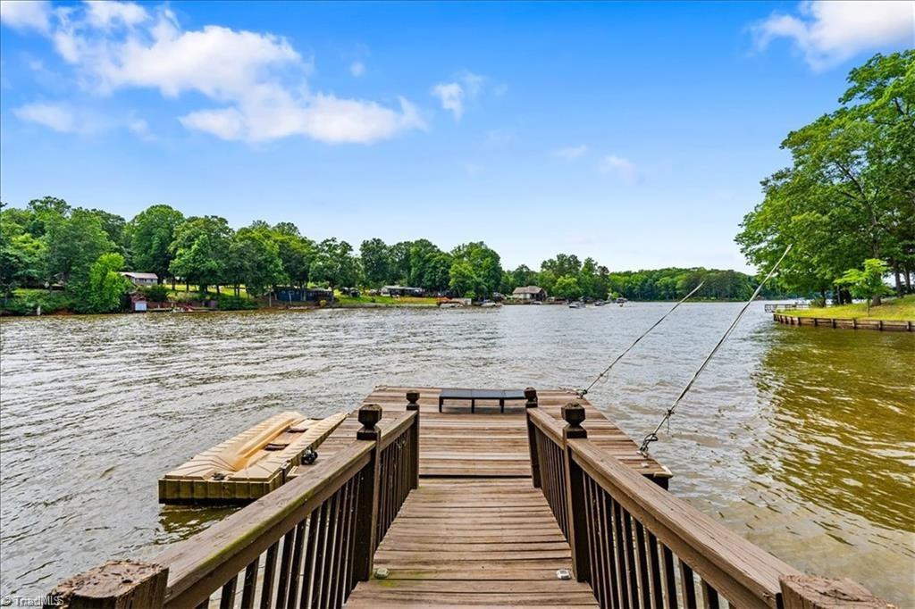 Photo of 718 Lake Drive 9, Lexington, NC 27292 (MLS # 1237013)