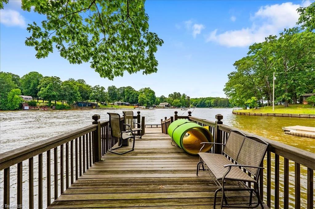 Photo of 718 Lake Drive 9, Lexington, NC 27292 (MLS # 1237013)