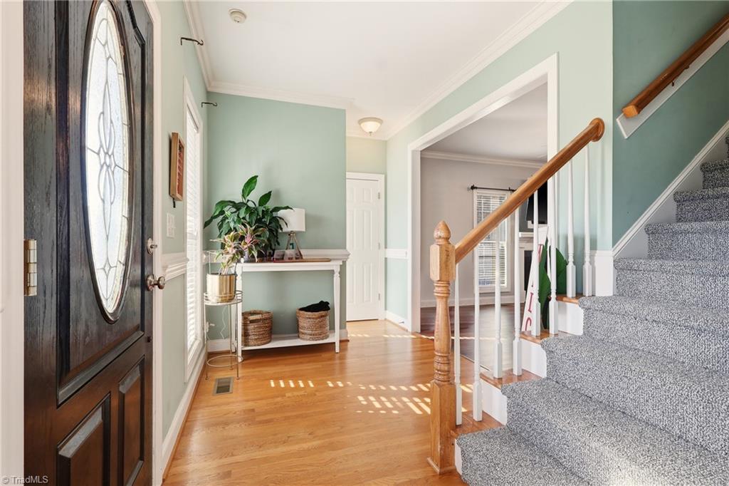 3993 Queens Grant Court