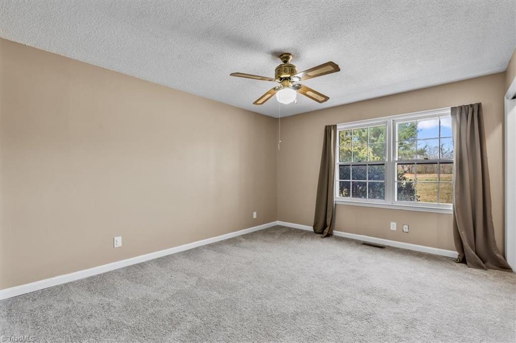 5106 Blakeshire Road, Greensboro, North Carolina image 22