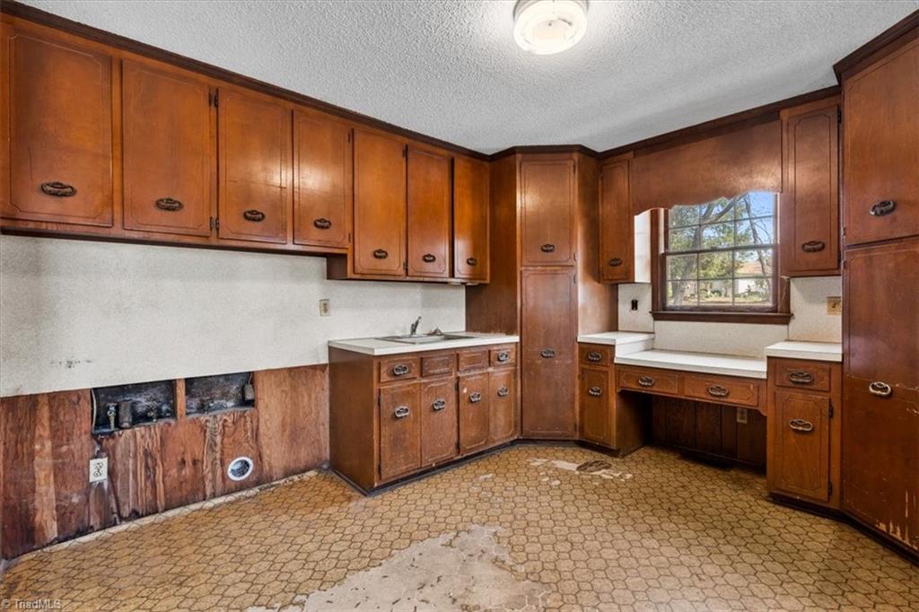 5106 Blakeshire Road, Greensboro, North Carolina image 13