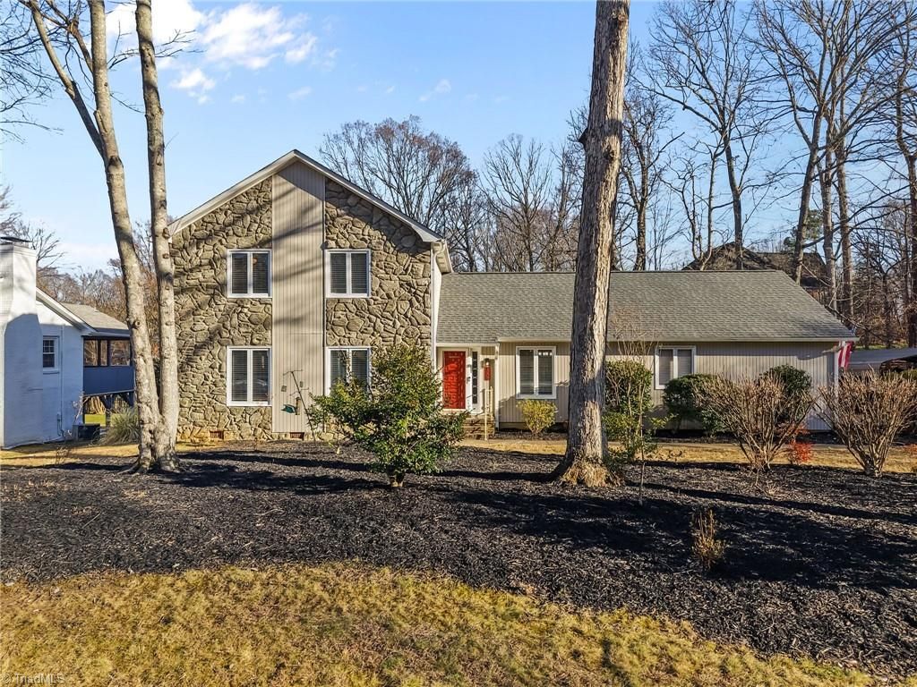 Photo of 1202 Pebble Drive, Greensboro, NC 27410 (MLS # 1210006)