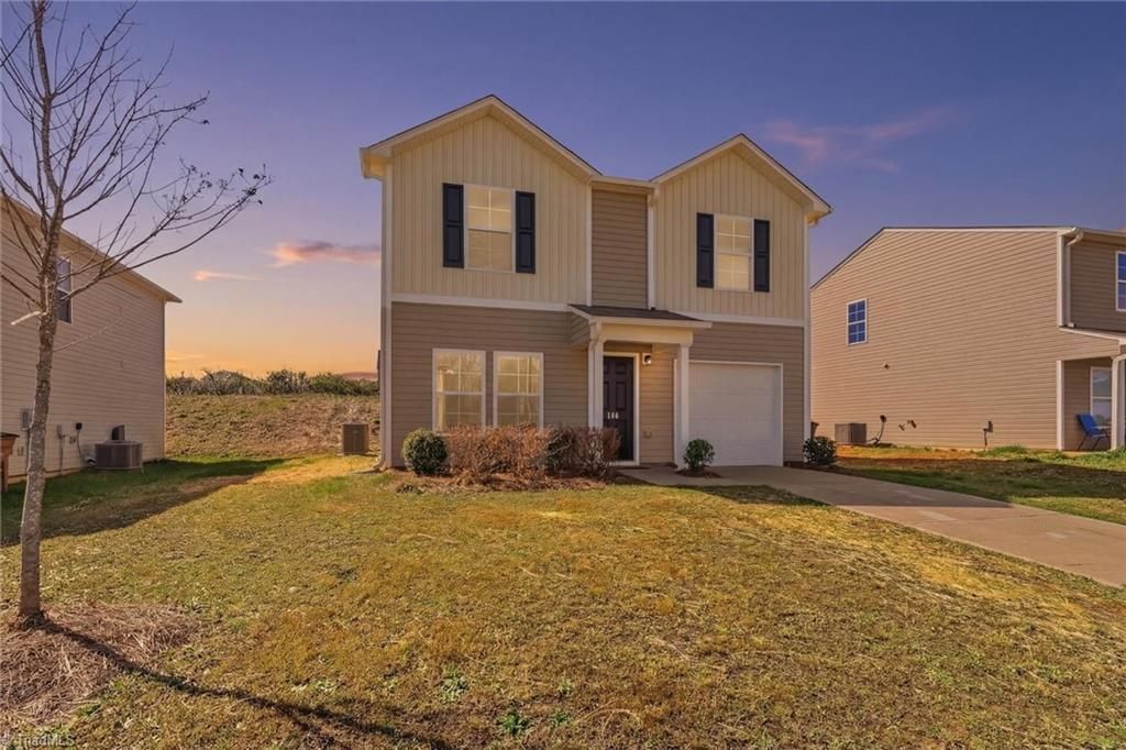 Photo of 109 Lemon Lane, Greensboro, NC 27405 (MLS # 1212229)