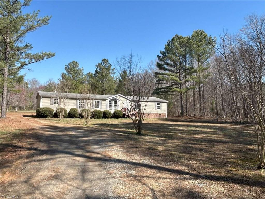 215 Fairfield Court, Thomasville, North Carolina image 1