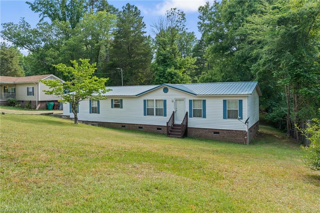 View Trinity, NC 27370 mobile home