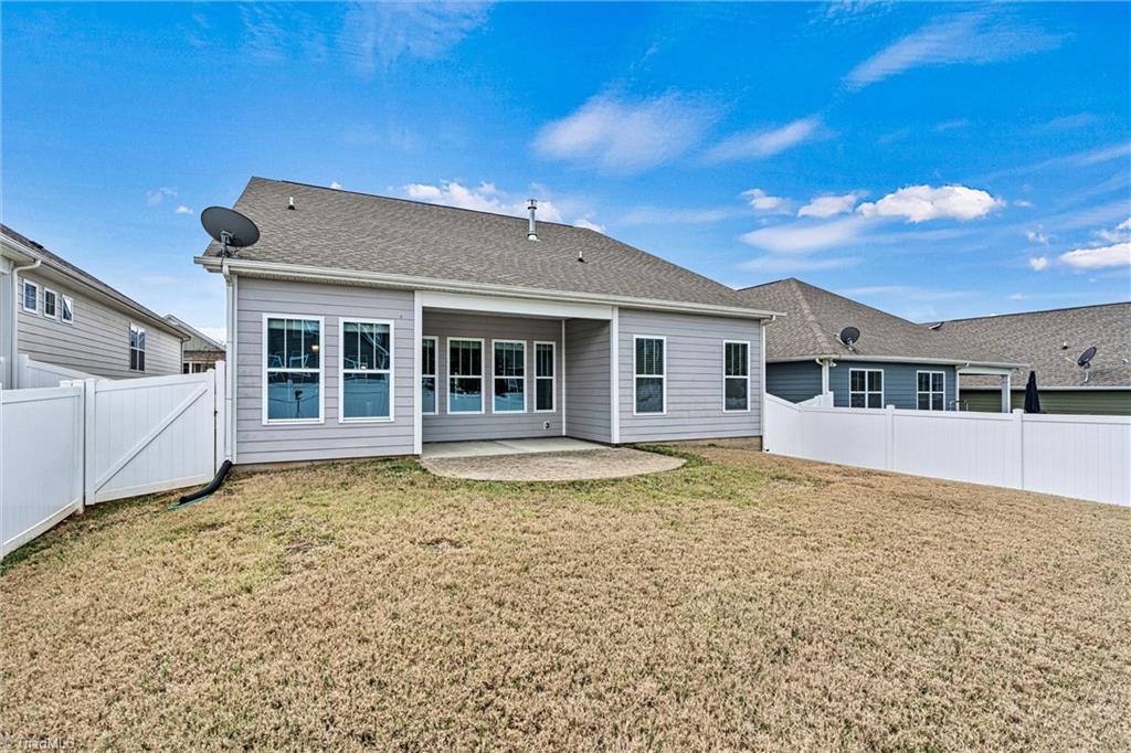 7850 Fountaingrass Lane, Sherrills Ford, North Carolina image 34