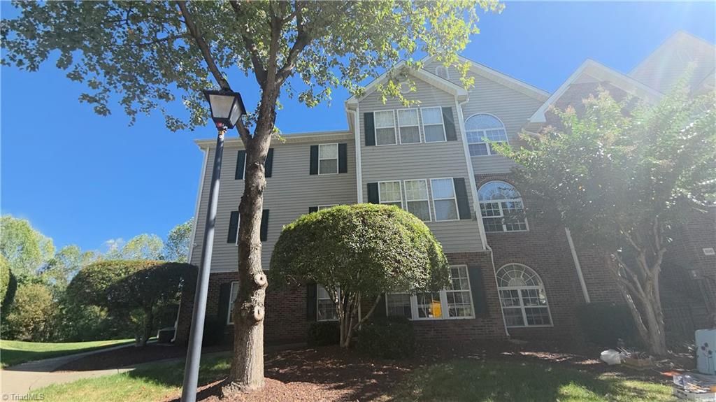 Photo of 524 Scholastic Court, Winston-Salem, NC 27106 (MLS # 1199585)