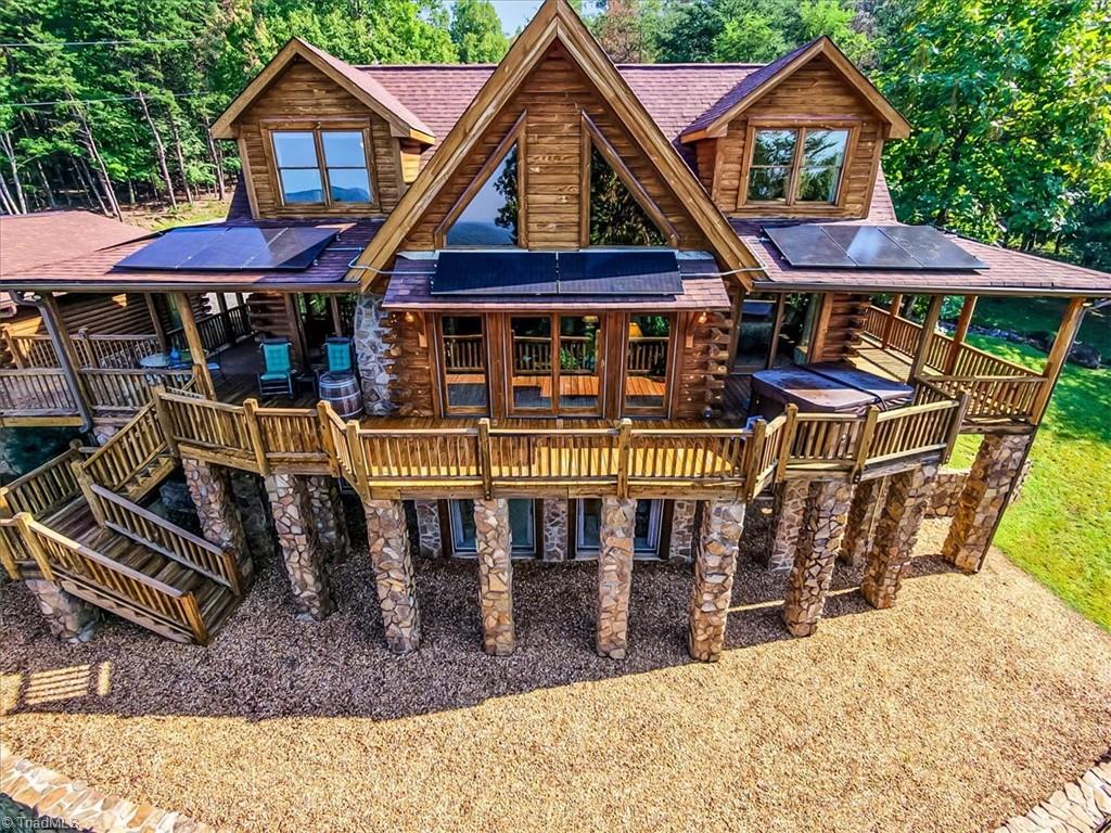 Photo of 184 Grandview Circle, Traphill, NC 28685 (MLS # 1233971)