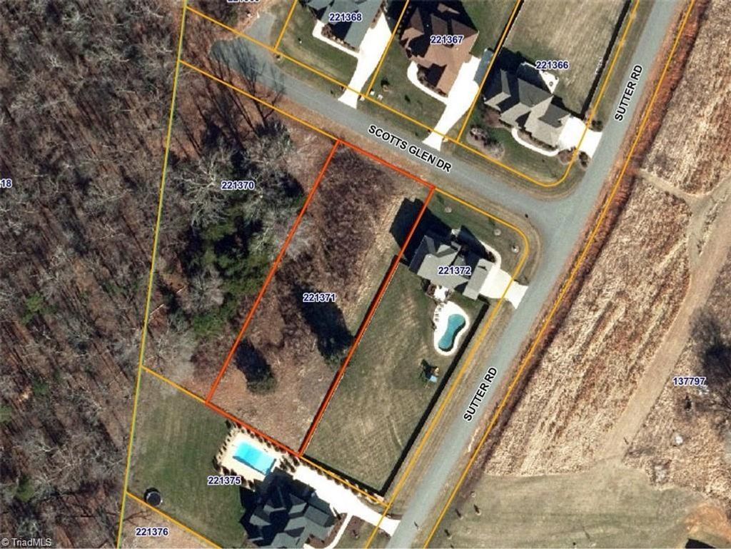 Photo of 603 Scotts Glen Drive, Greensboro, NC 27455 (MLS # 1208144)