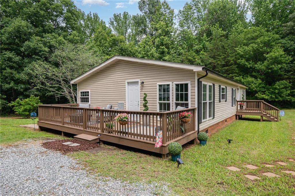 5117 Hicone Road, McLeansville, North Carolina image 3