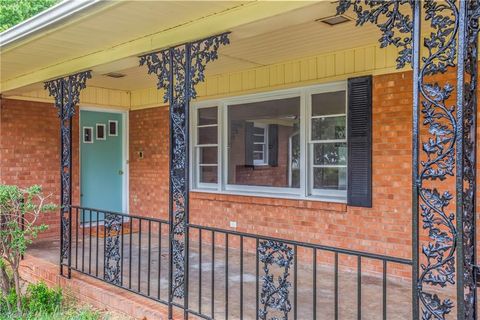 A home in Archdale