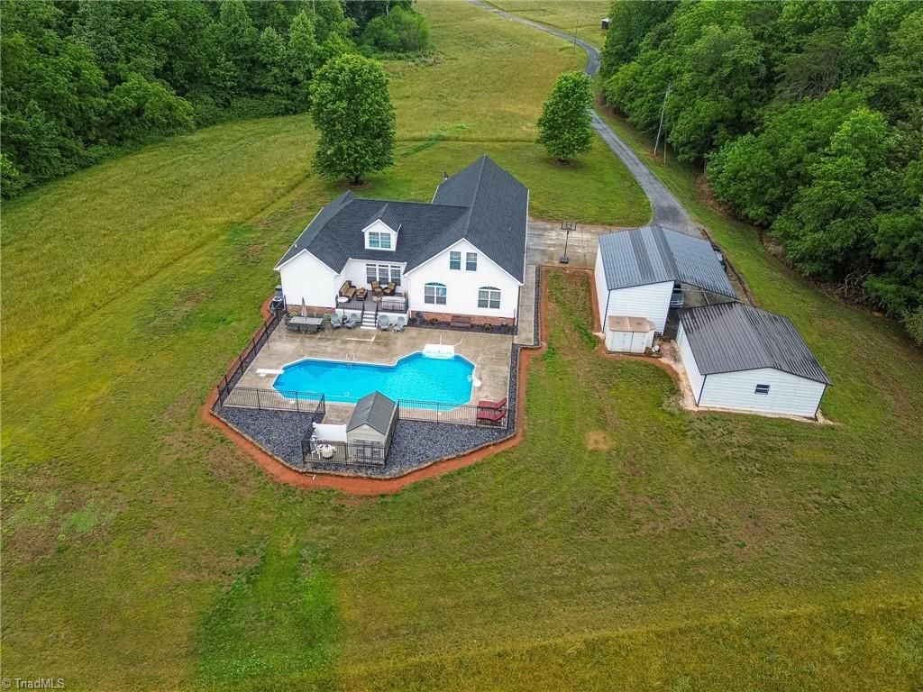 Photo of 3127 Yorkshire Lane, Boonville, NC 27011 (MLS # 1221865)