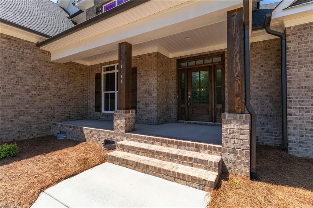 Photo of 4011 Estate Drive, Lewisville, NC 27023 (MLS # 1188014)