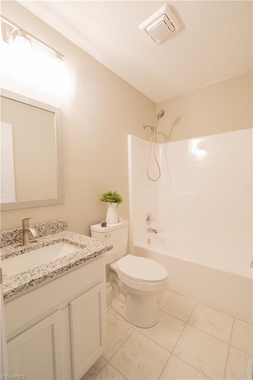 2425 Asheby Woods Court, Kernersville, North Carolina image 13
