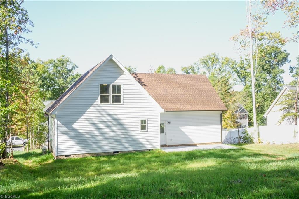 Photo of 1320 Robins Nest, Asheboro, NC 27203 (MLS # 1195685)