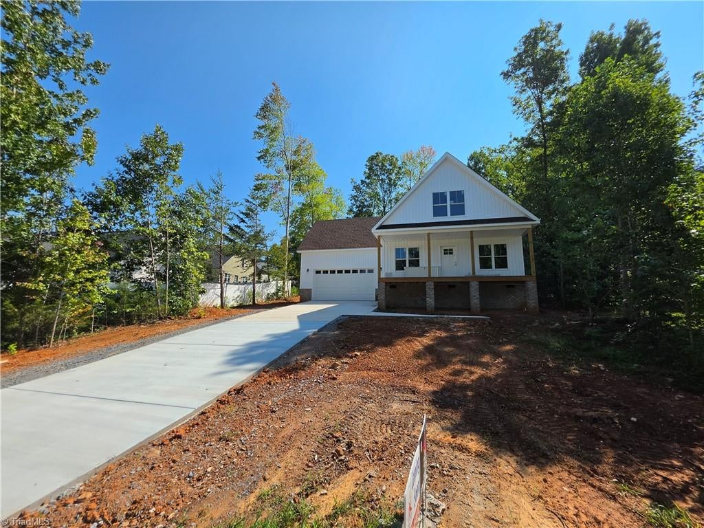 Photo of 1320 Robins Nest, Asheboro, NC 27203 (MLS # 1195685)