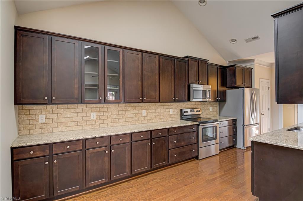 Winston-Salem, North Carolina 27127, United States, 3 Bedrooms Bedrooms, ,2 BathroomsBathrooms,Residential,Active,47105