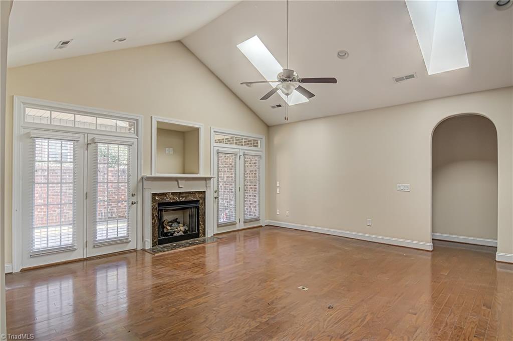 Winston-Salem, North Carolina 27127, United States, 3 Bedrooms Bedrooms, ,2 BathroomsBathrooms,Residential,Active,47105