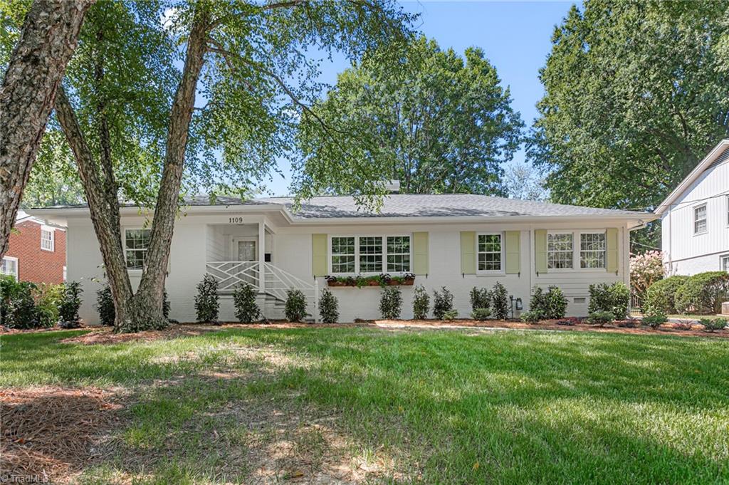 1109 Buckingham Road
