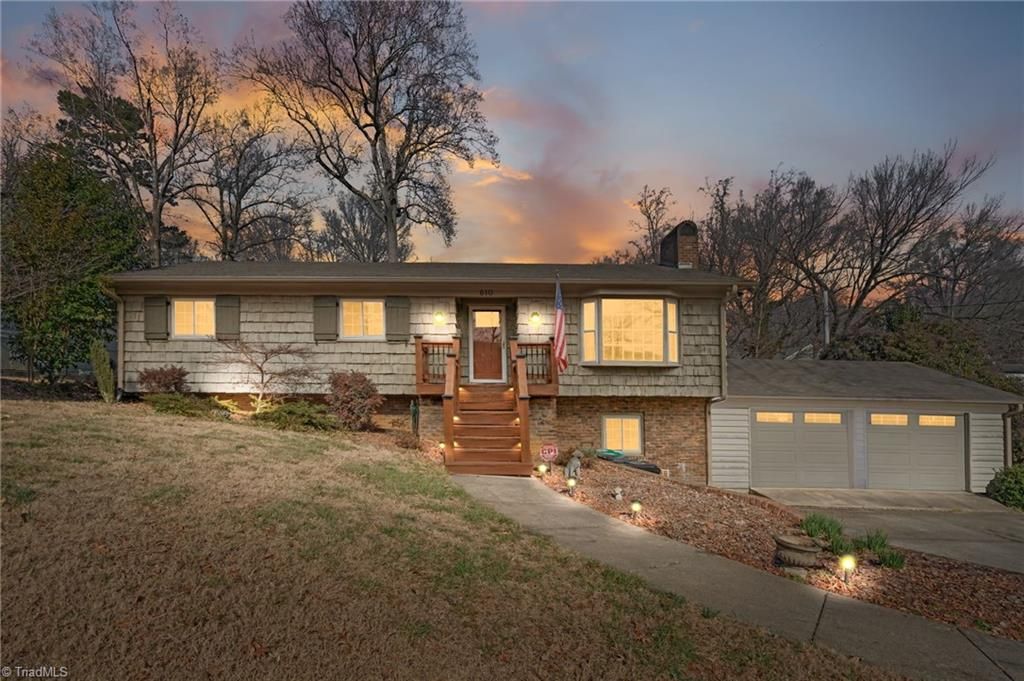 Photo of 610 Colonial Drive, High Point, NC 27262 (MLS # 1207328)