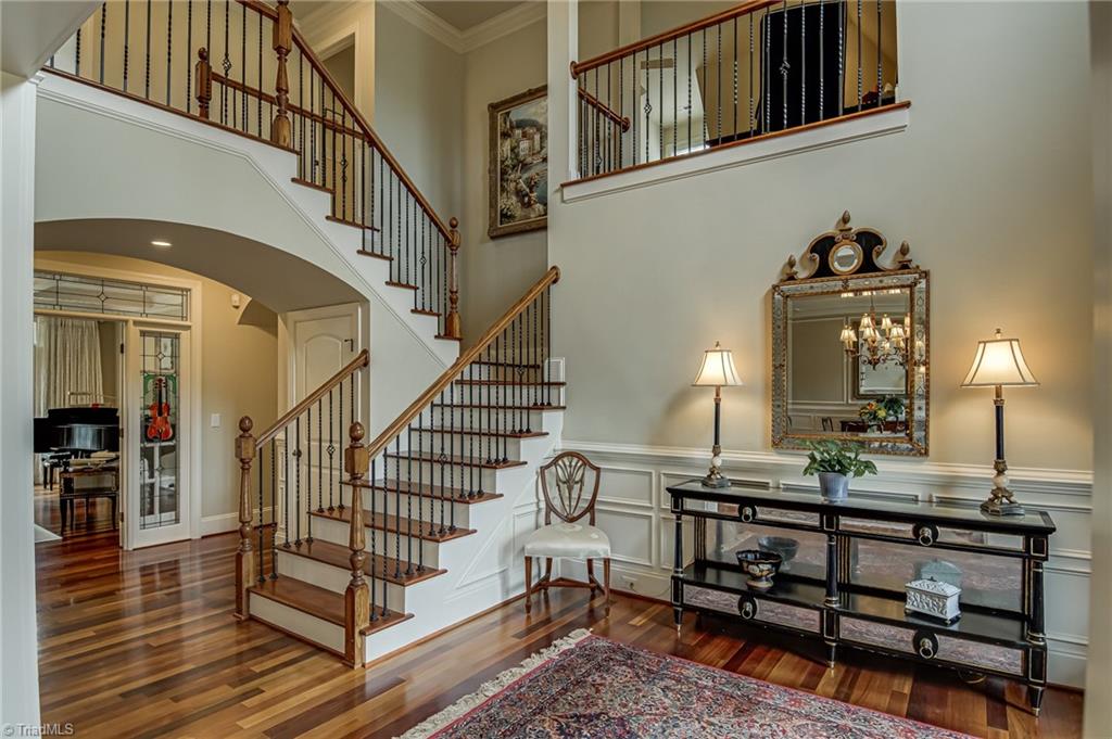 925 Salem Glen Court