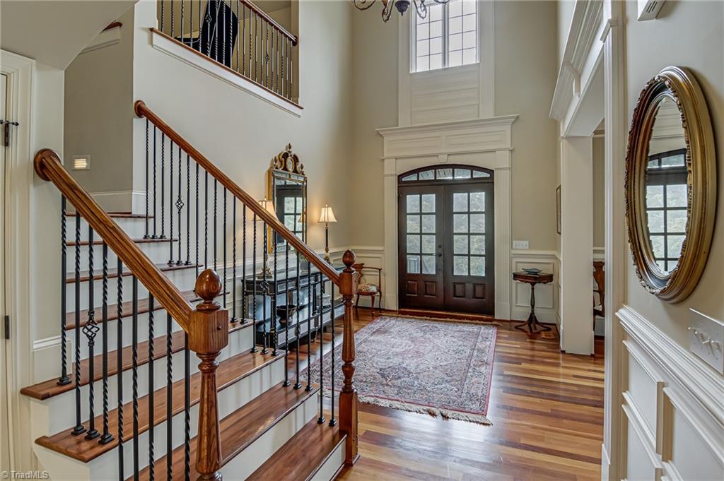 925 Salem Glen Court