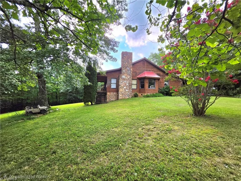 179 Caseys Crossing Trail, photo 1 of 35