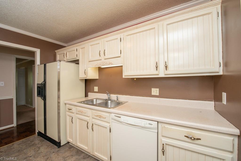 136 Old Mill Road #D, High Point, North Carolina image 44