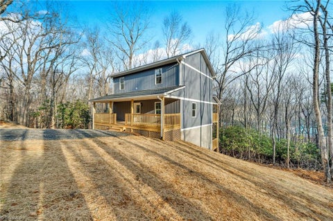 Homes For Sale - 360 Laurel Lane<br/> Ashe County, Jefferson, NC 28640