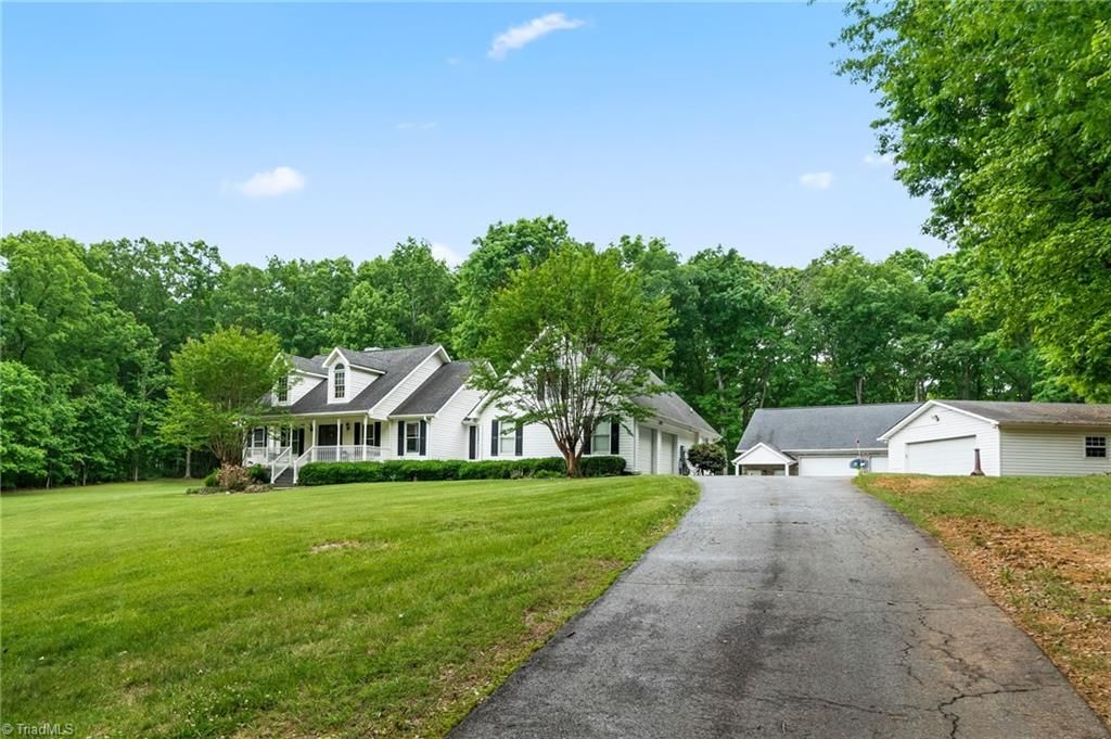 Photo of 2624 Jerusalem Road, Lexington, NC 27292 (MLS # 1218256)