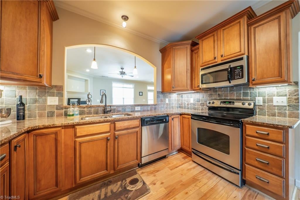 5209 SUNNY BROOK Court