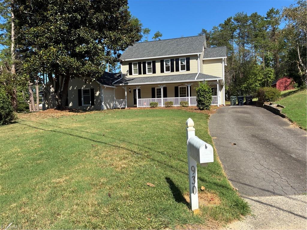 Photo of 930 Foxhall Drive, Winston-Salem, NC 27106 (MLS # 1235973)