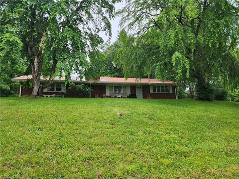 981 Dehart Community Ctr Road Hays NC 28635