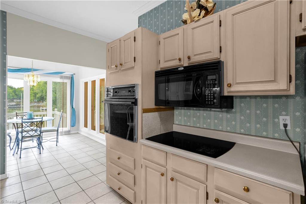 235 Pebble Point Road, Salisbury, North Carolina image 8
