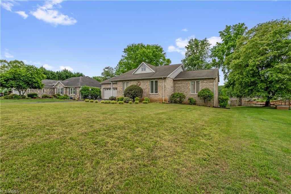 235 Pebble Point Road, Salisbury, North Carolina image 32