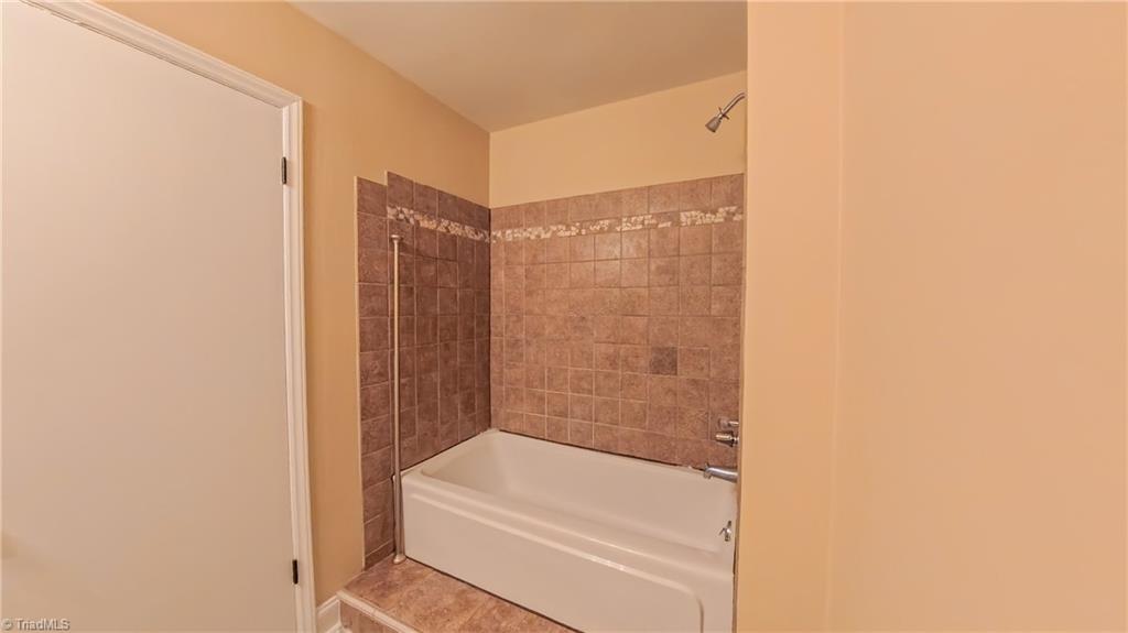 2209 Bracyridge Road, Greensboro, North Carolina image 17