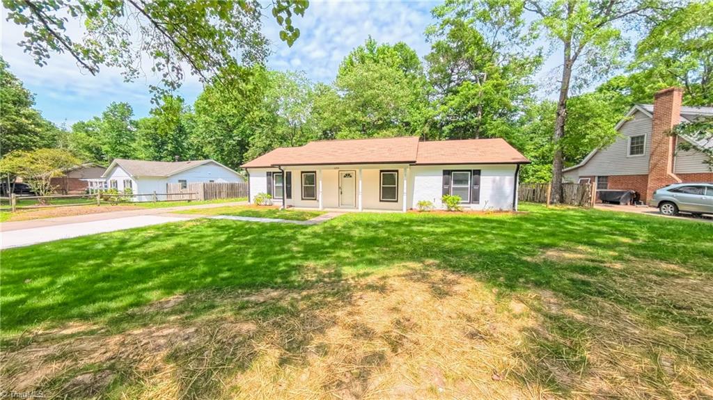 2209 Bracyridge Road