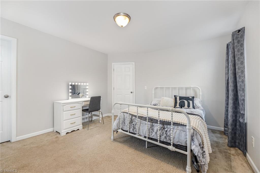 5718 Misty Meadows Court, Clemmons, North Carolina image 12