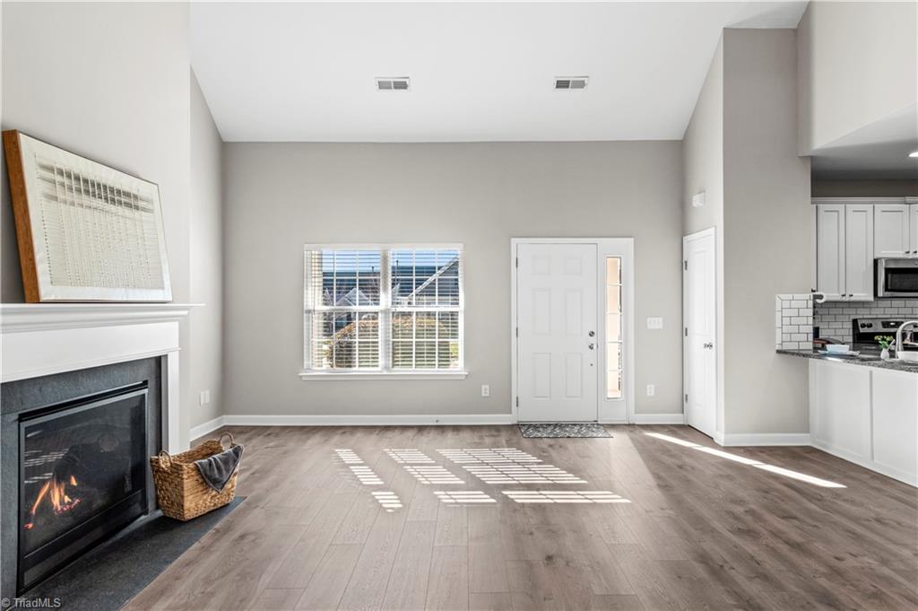 227 Hawks Nest Circle