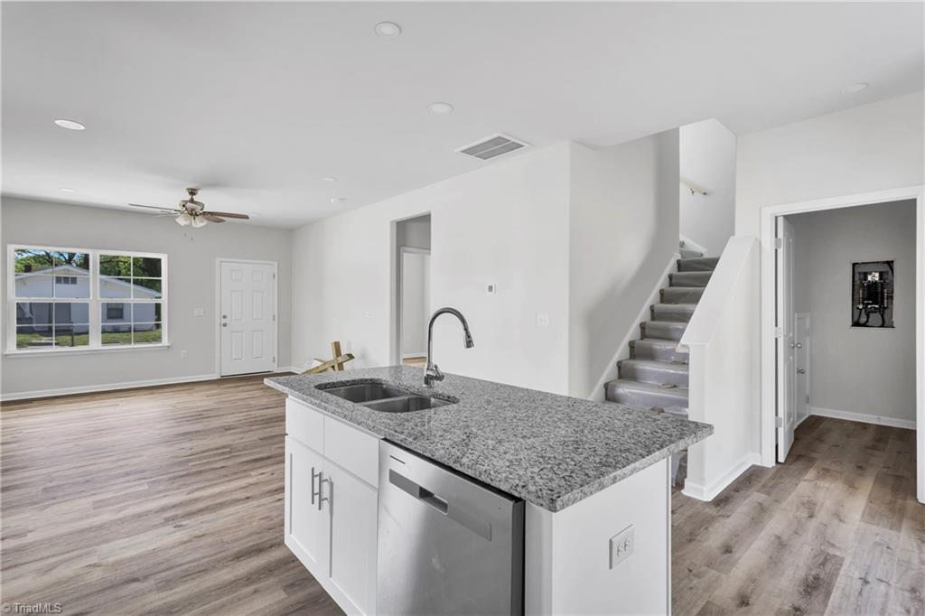 404 W Ray Avenue, High Point, North Carolina image 8