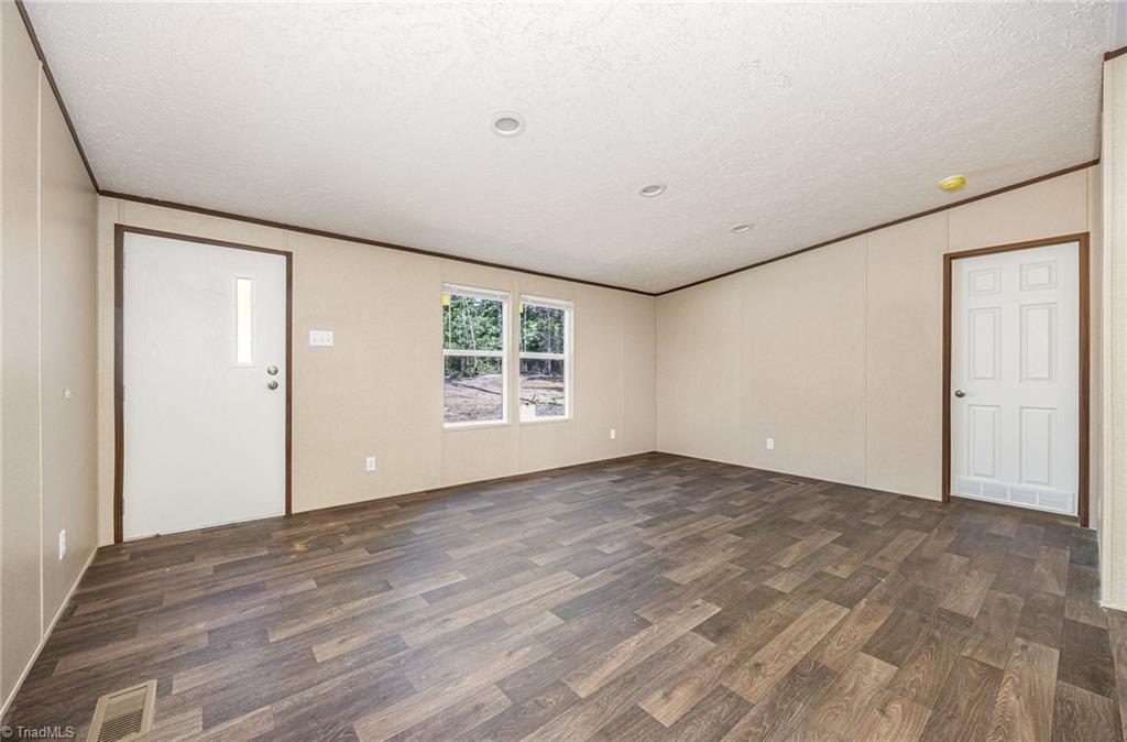 499 N County Home Road, Lexington, North Carolina image 4