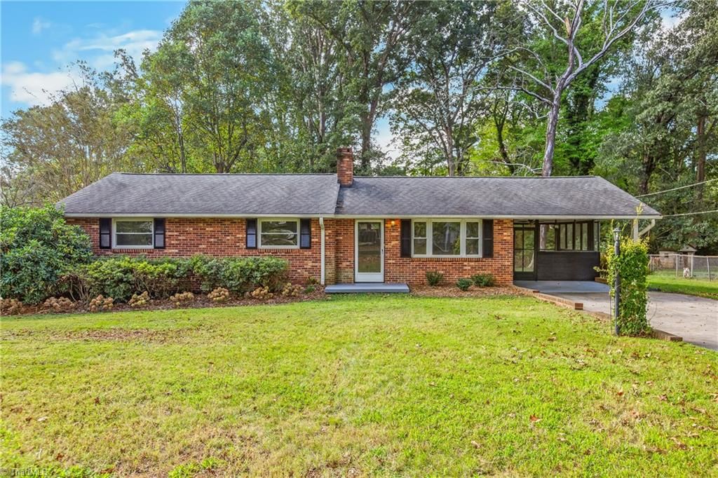 Photo of 160 Thacker Road, Rural Hall, NC 27045 (MLS # 1206909)