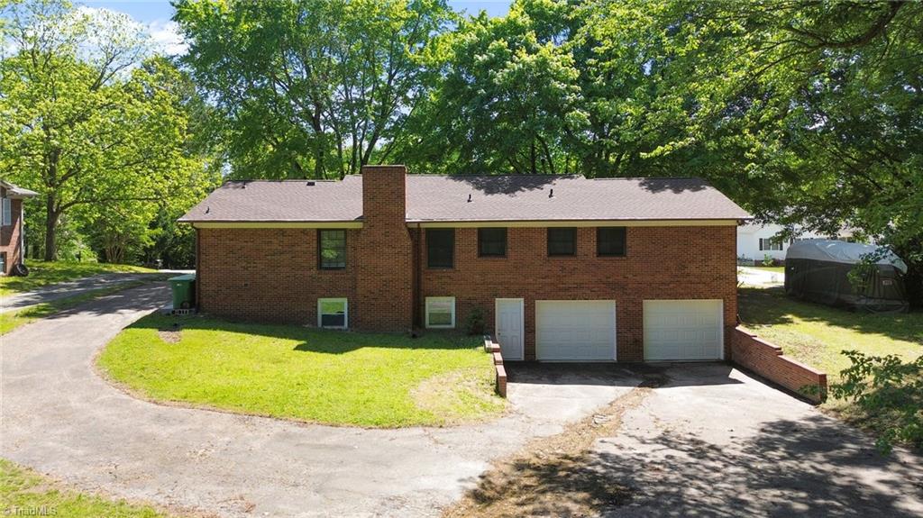 2732 Knob Hill Drive, Clemmons, North Carolina image 2